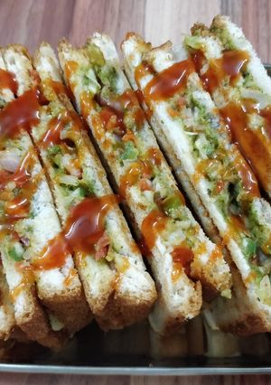 A picture of Veg grilled Mayo sandwich.