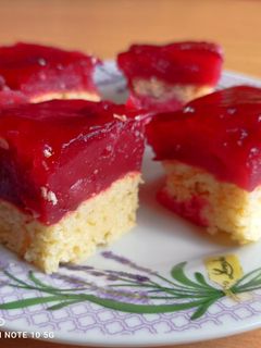 Zselés meggyes pite 🍒 recept fotója