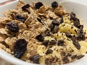 Una foto di mousse alla vaniglia