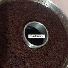 Bolu karamel /sarang semut (no mixer) রেসিপির প্রধান ছবি