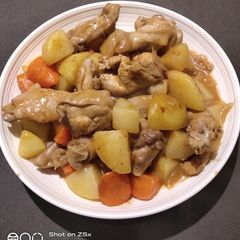 A picture of Chicken Stew.