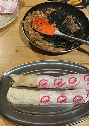 A picture of Chicken Shawarma.