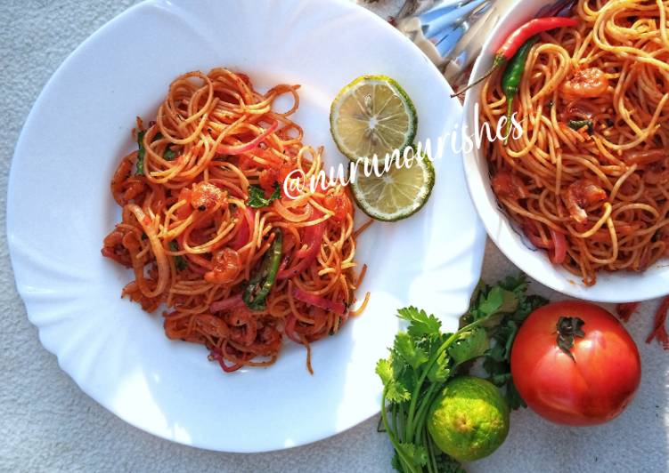 Steps to Prepare Homemade Chilli Prawn Pasta