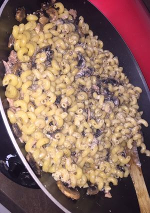 Une photo de Pâtes saumon et sauce à l’ail