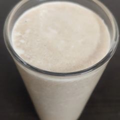 A picture of Chikoo milkshake.