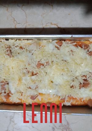 Foto resep Pizza (Tanpa Oven Dan Mixer)