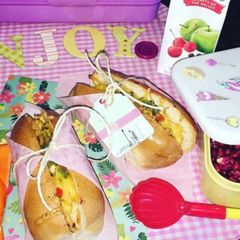 A picture of Minni chicken subs for lunch boxes.
