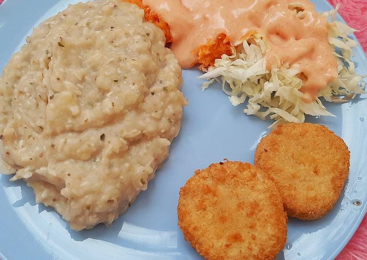 Resep Mashed potato with salad 🥔🥕 Menggugah Selera