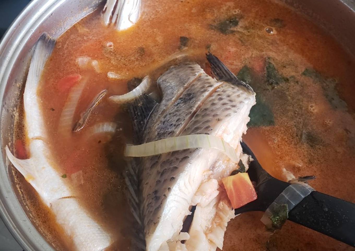 Caldo de pescado 馃悷 - estilo Veracruz