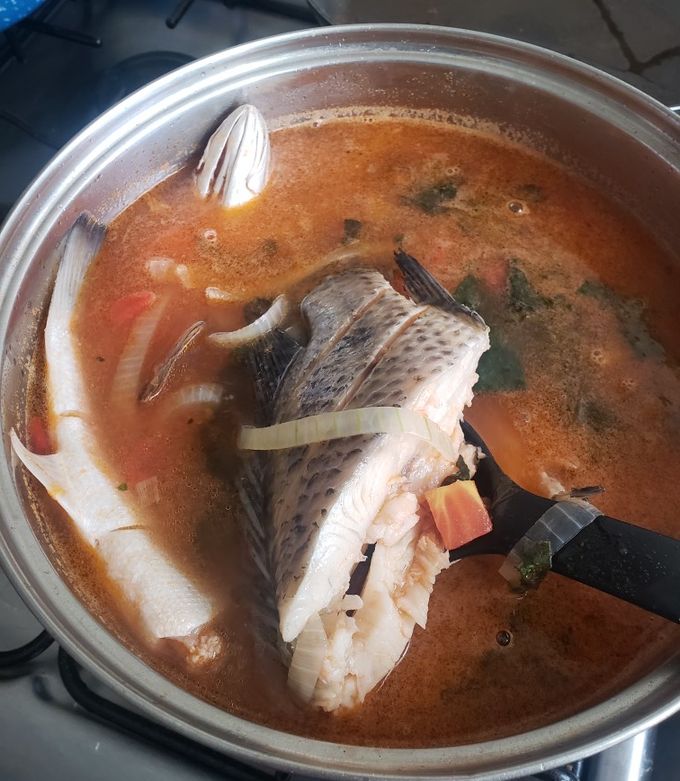Una foto de Caldo de pescado 🐟 - estilo Veracruz