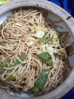 नूडल्स (noodles recipe in Hindi) रेसिपी मुख्य फोटो
