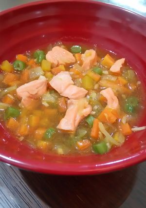Foto resep Sop salmon ala Mama Brad 💕