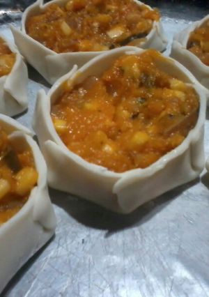 Una foto de Canastitas de Calabaza, Choclo, Berenjena y Queso! Vegetarianas!