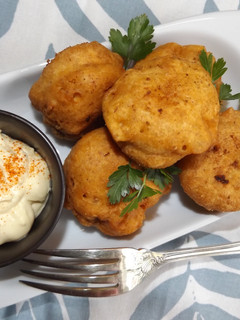 Una foto de Buñuelos de harina de garbanzos