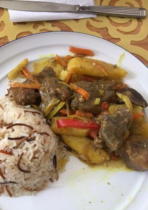 Una foto de Gulas de carne de pierna