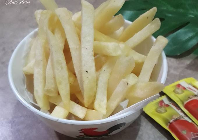 Kentang goreng frozen homed (French fries ala kfc)