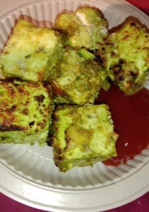 A picture of Roasted Paneer.