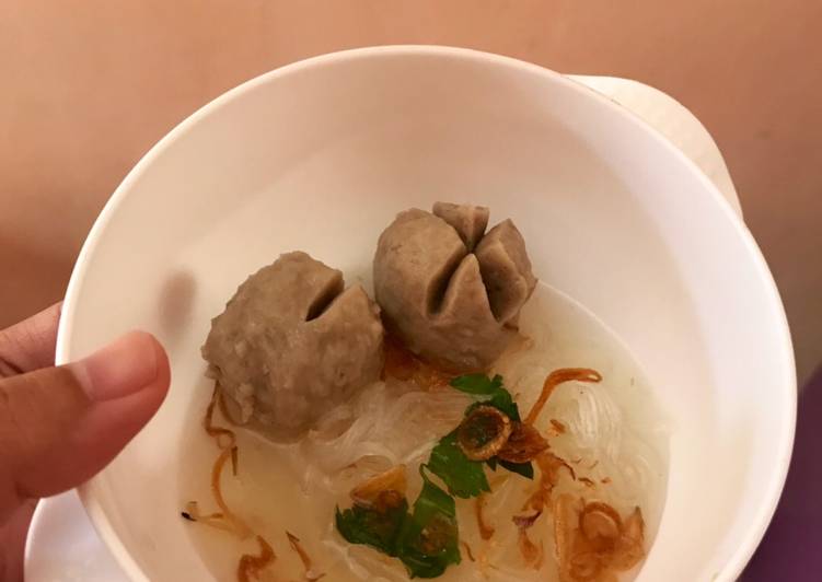 Bakso (kuahnya)