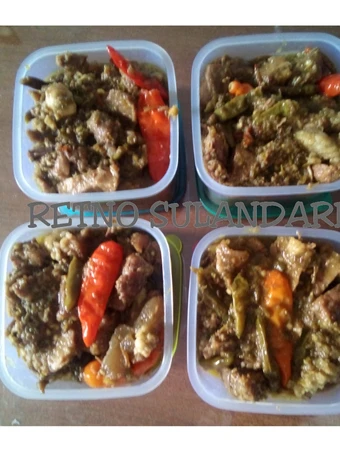 Cara Mudah Menyiapkan Resep 18* Oseng mercon daging yang Lezat