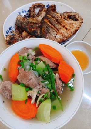Hình của món Mâm cơm mẹ nấu 10.