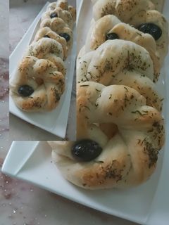 صورة لوصفة فطائر الزعتر والجبنة...لااااتقاوم😘