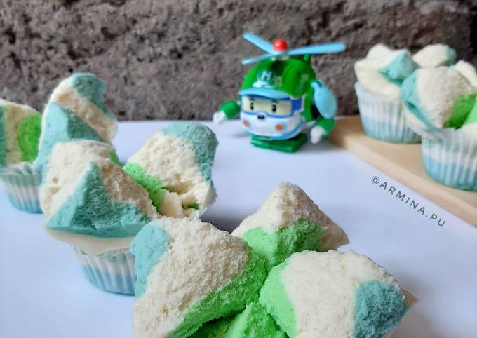 Bagaimana Menyiapkan Bolu Kukus Mekar Air yang Enak Banget