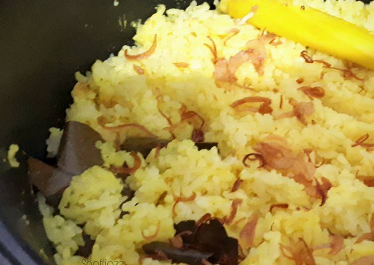 Resep Nasi Kuning (Rice Cooker) Anti Gagal