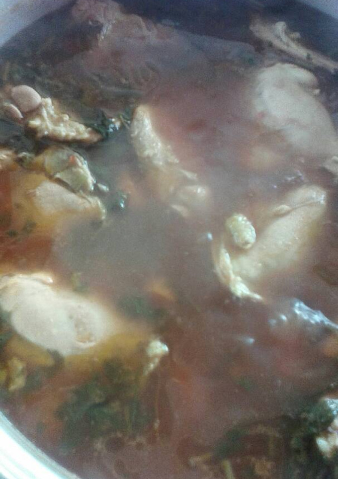 Una foto de Caldo tlalpeño con pollo