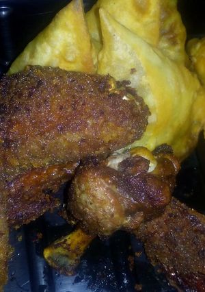 A picture of Chicken Lollypops.