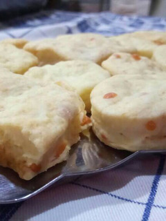 Una foto de Scones de queso