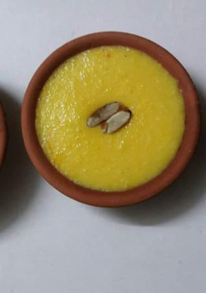 A picture of Kesar Phirni.