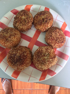 Una foto de No son hamburguesas son papás 😱
