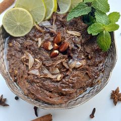 A picture of Hyderabadi Mutton Haleem.