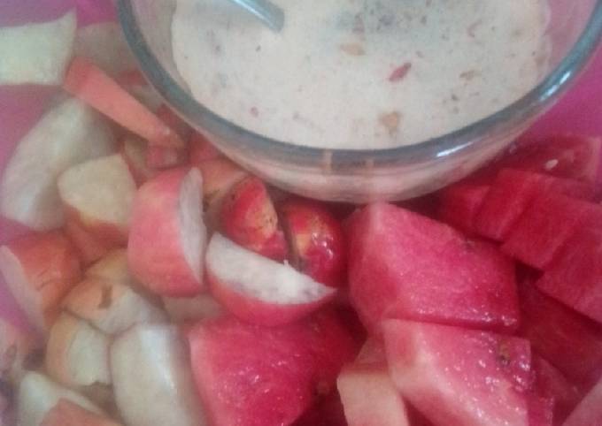 Resep Rujak jambu monyet petis madura oleh Ayu - Cookpad