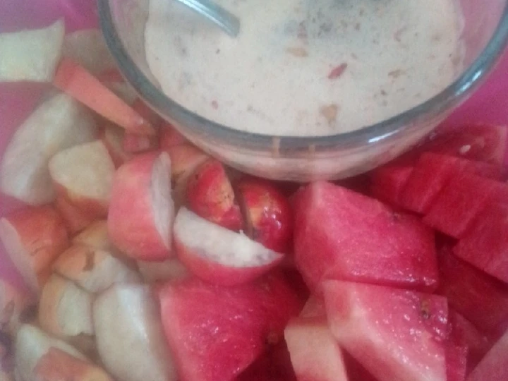 Cara Gampang Menyiapkan Resep Rujak jambu monyet petis madura yang Lezat Sekali Anti Ribet, Mantap Sekali