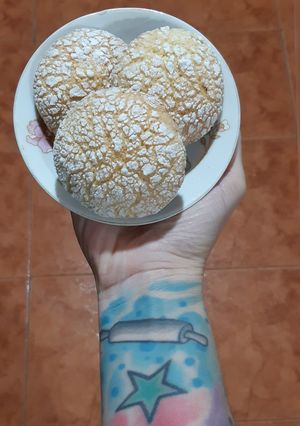 Una foto de Cookies craqueladas de limón 🍋