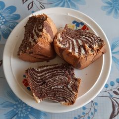 A picture of Zebra cake.