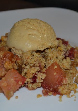 A picture of Apple Raspberry Crumble.