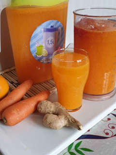 Una foto de Jugo refrescante de zanahoria con jengibre y naranja