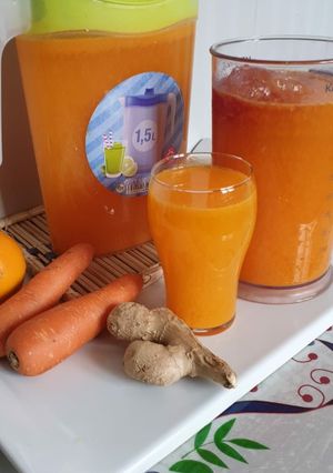 Una foto de Jugo refrescante de zanahoria con jengibre y naranja
