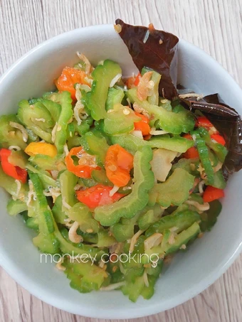 Cara Gampang Menyiapkan Resep Pare tumis teri pedas yang Lezat Anti Ribet, Sempurna