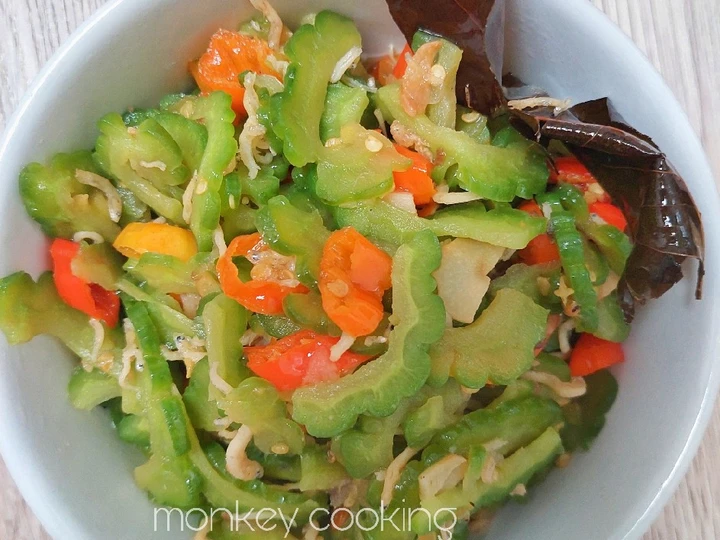 Cara Gampang Menyiapkan Resep Pare tumis teri pedas yang Lezat Anti Ribet, Sempurna