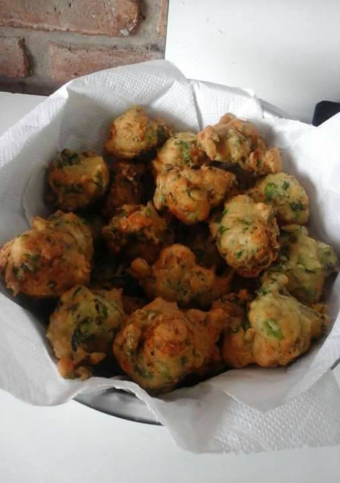 Una foto de Buñuelos de acelga 🍃