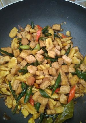 Foto resep Tumis Jagung Putren Cabe Ijo
