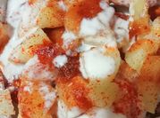 A picture of onions crackers