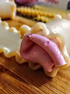 Una foto de ROLLO de🍝Lasagna, relleno de Mortadela y Queso🧀 Mozzarella...!