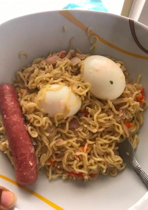 A picture of Noodles.