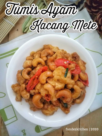 Cara Gampang Membuat Tumis Ayam Kacang Mete Simpel