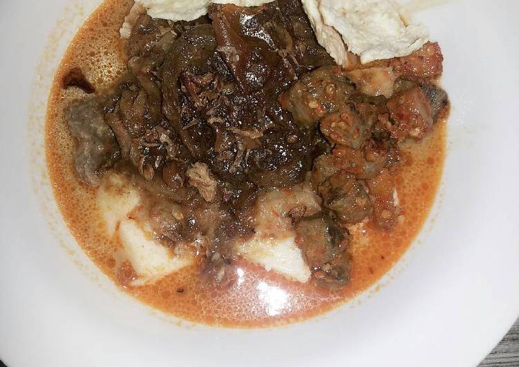 Lontong sayur komplit