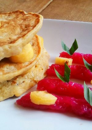 Foto resep Pancake Pisang Selai Apel Buah Naga (snack mpasi for baby 8m+)